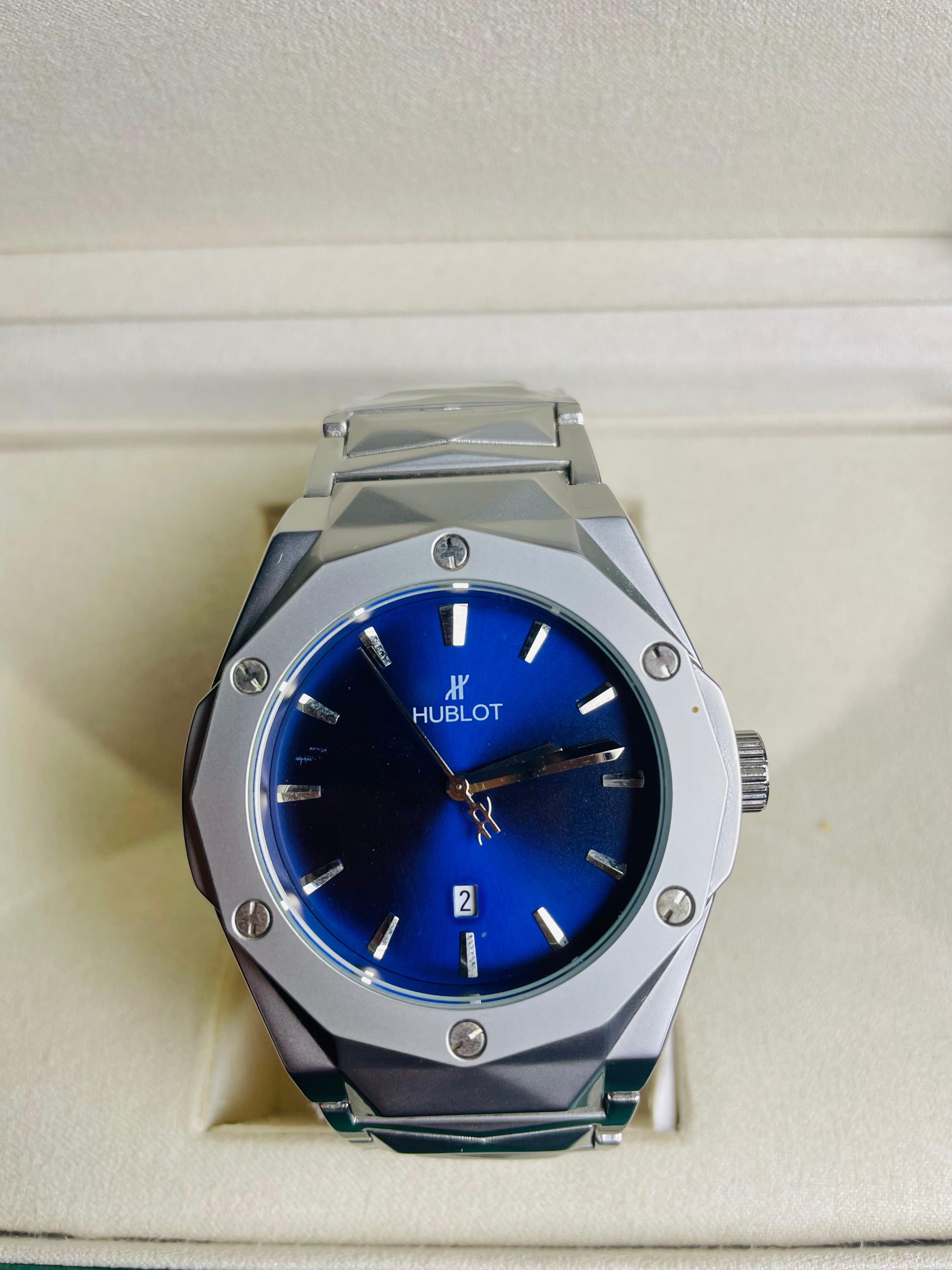 Hublt Wrist Chain Men's Watch Blue Dial