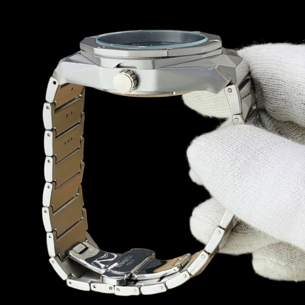 Hblot Diamond Cut Date Watch